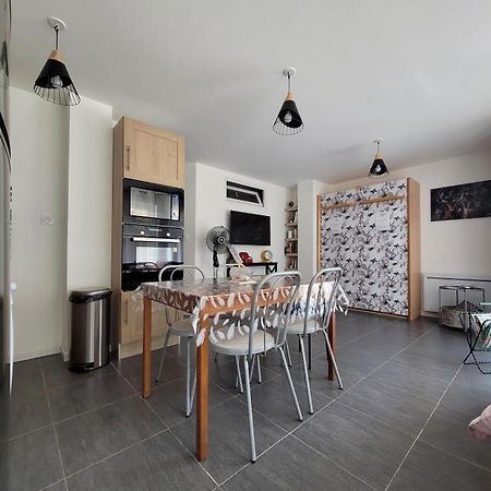 Appartement Salbris- Parking Gratuit Esterno foto