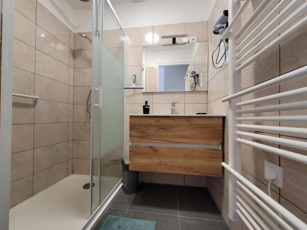 Appartement Salbris- Parking Gratuit Esterno foto